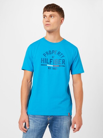 T-Shirt TOMMY HILFIGER en bleu : devant