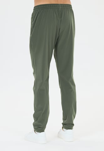 Virtus Tapered Sports trousers 'Benan V2' in Green