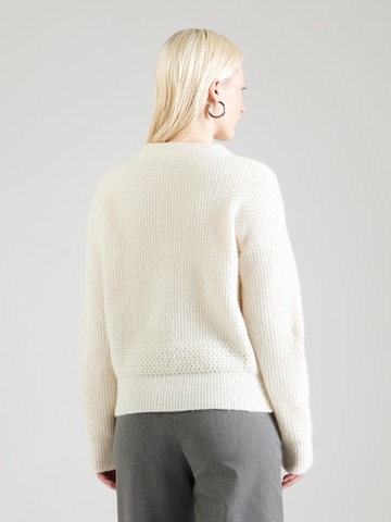 HUGO Neulepaita 'Scevany' värissä valkoinen