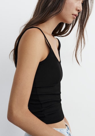 Pull&Bear Toppi värissä musta