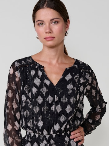 Robe KOROSHI en noir