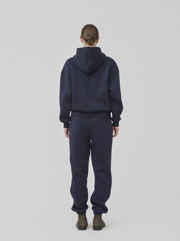 modström Sweatshirt 'Tia' in Blauw