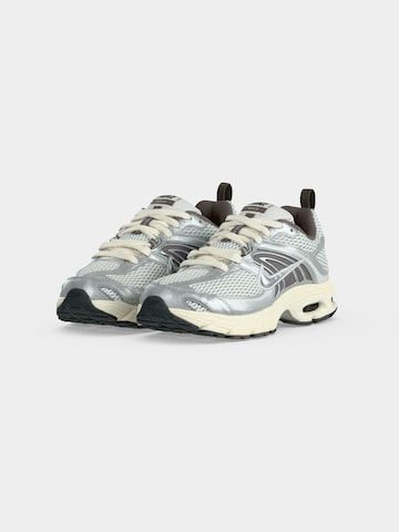 Nike Sportswear Сникърси 'AIR MAX MOTO 2K' в сиво