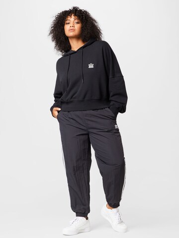 ADIDAS ORIGINALS Sweatshirt i svart