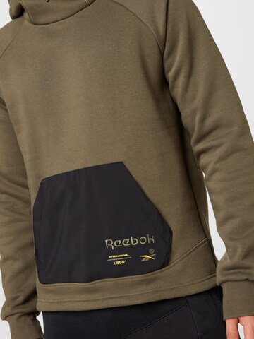 Reebok Sweatshirt 'Classics' in Grün