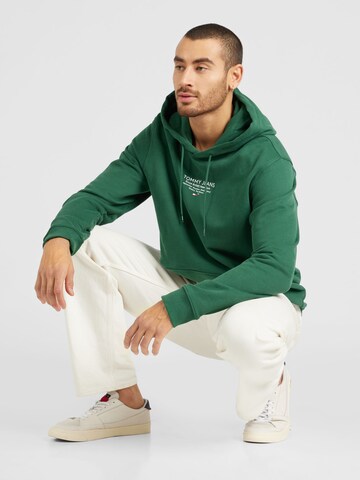 Felpa 'ESNTL' di Tommy Jeans in verde