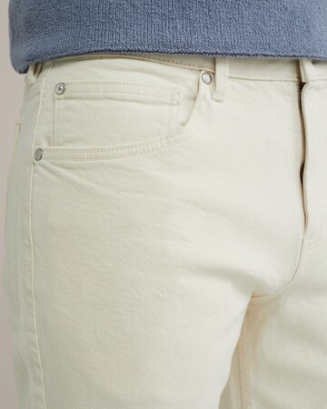 WE Fashion Slimfit Jeans i hvid
