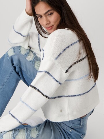 monari Sweater in White