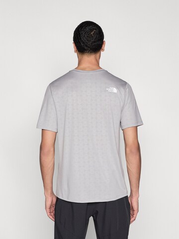 THE NORTH FACE Toiminnallinen paita 'PENTADOME' värissä harmaa