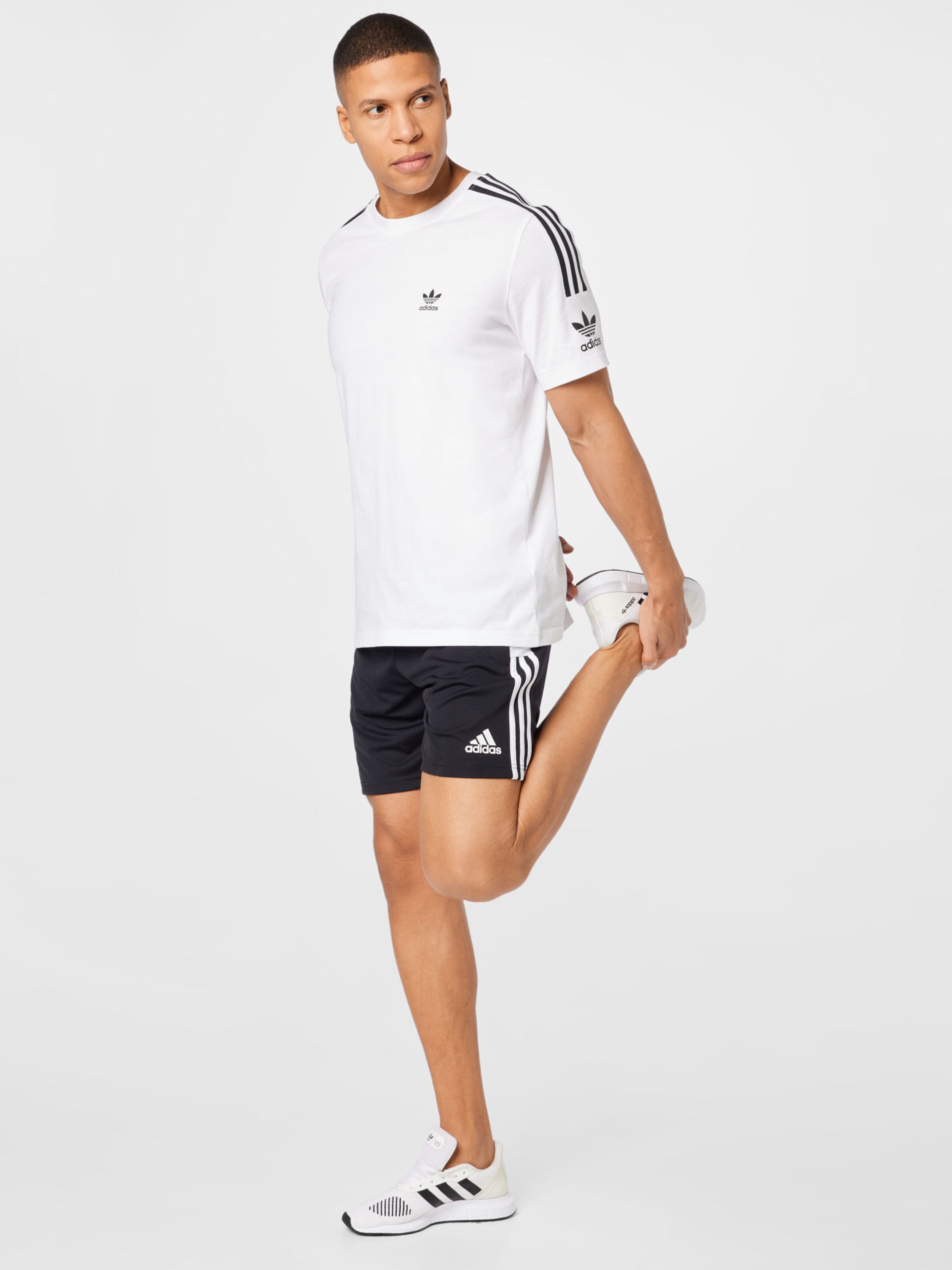 Männer Sportbekleidung ADIDAS PERFORMANCE Shorts 'Tiro' in Schwarz - DF27581 Männer Sportbekleidung ADIDAS PERFORMANCE Shorts 'Tiro' in Schwarz - DF27581