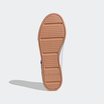 ADIDAS ORIGINALS Tenisky 'Court Tourino' – bílá