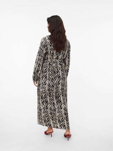 Vero Moda Curve Dress in Black