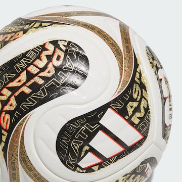 ADIDAS PERFORMANCE Míč 'FIFA Fussball-Weltmeisterschaft 26 Trionda Finals Pro' – žlutá