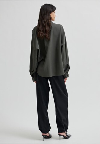 Camicia da donna 'Timeline' di SECOND FEMALE in grigio