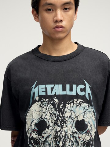 Pull&Bear Тениска в сиво