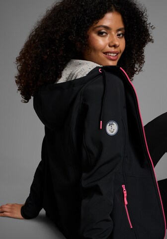 OCEAN SPORTSWEAR Performance Jacket in Black