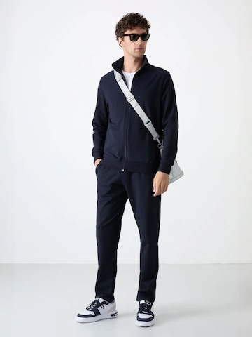 Survêtement Tommy Life en bleu : devant