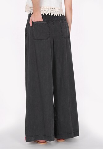 IZIA - Loosefit Pantalón en negro