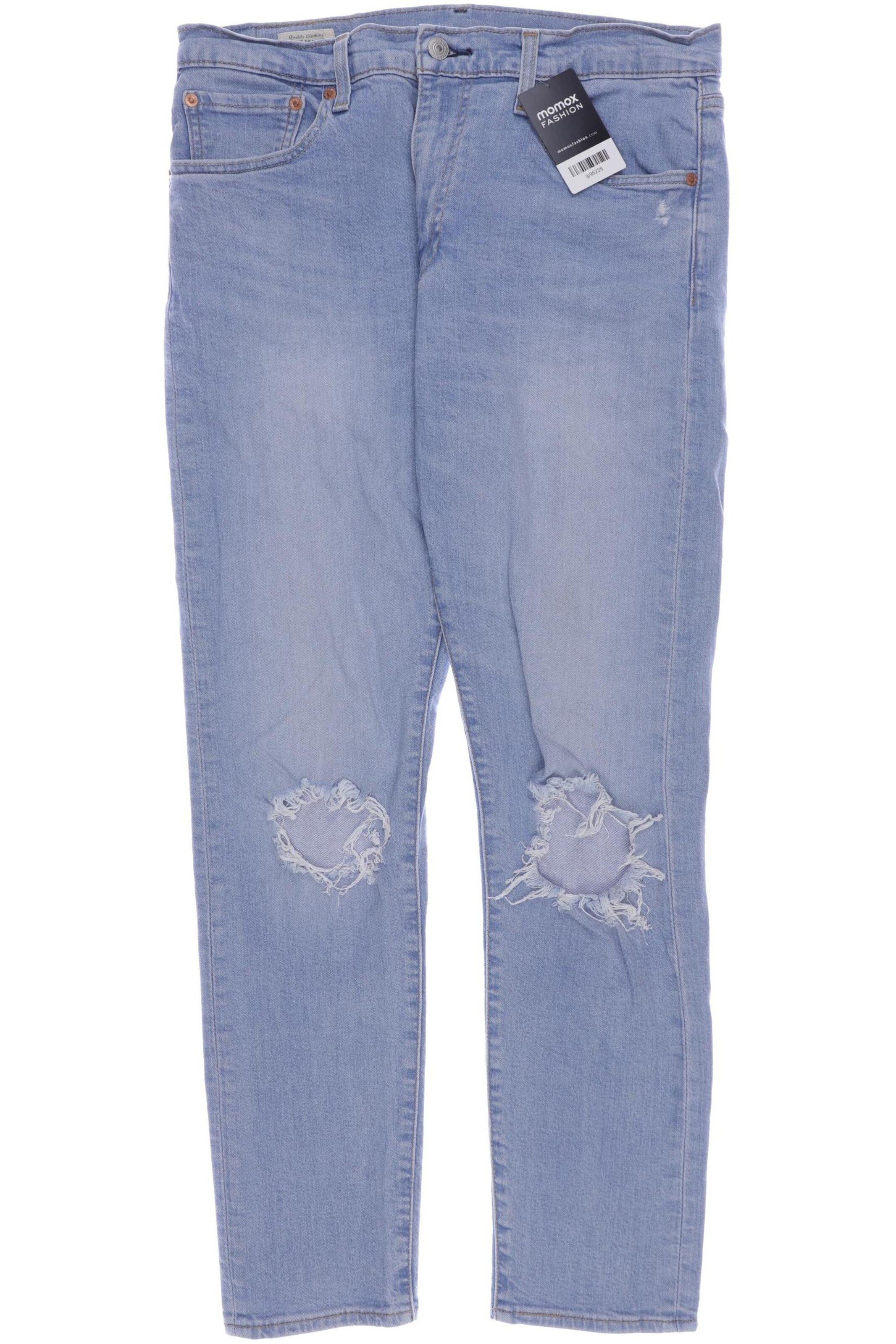 LEVI'S ® Jeans in 32 in Blue: front