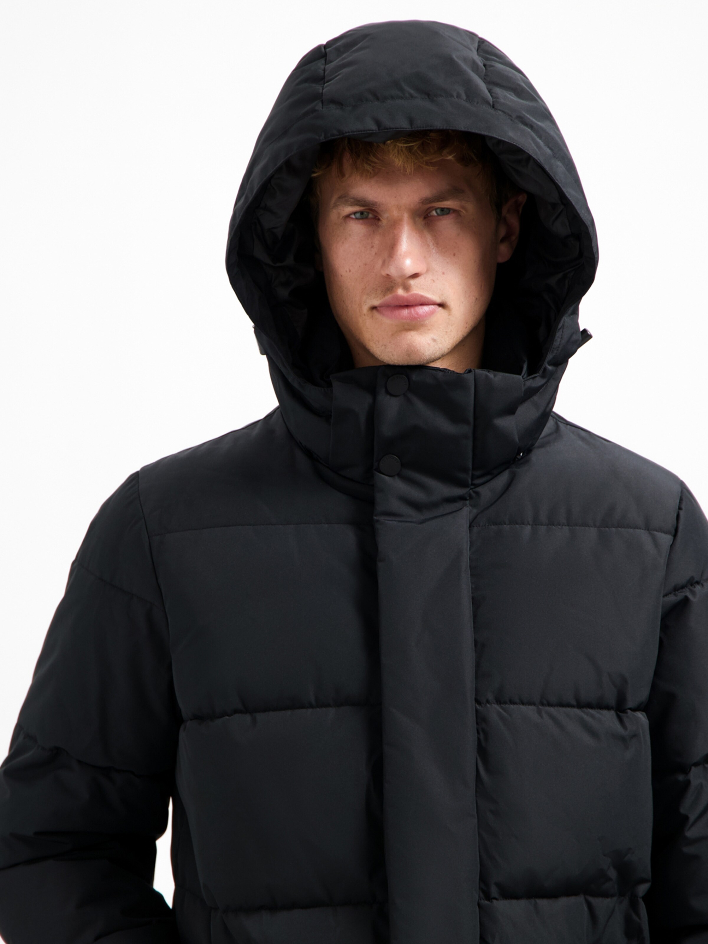 No Excess Jacke in Schwarz