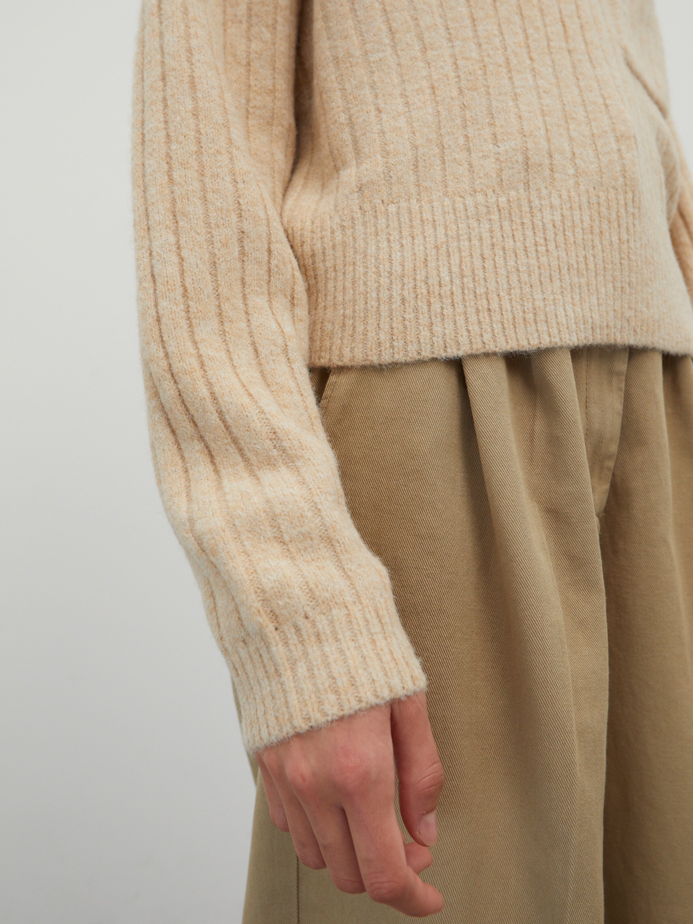 Frauen Pullover & Strick EDITED Pullover 'Marian' in Beige - JB85375 Frauen Pullover & Strick EDITED Pullover 'Marian' in Beige - JB85375