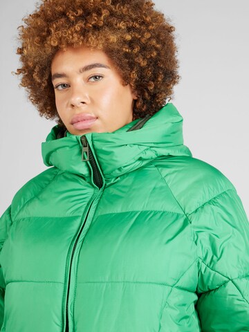 ONLY Carmakoma Winterjacke 'ASTA' in Grün