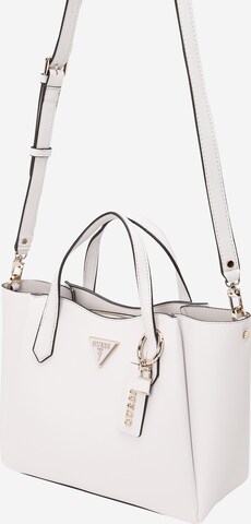 GUESS Tasche 'Iwona' in Grau