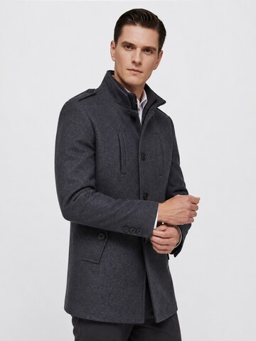 ALLTHEMEN Winter Coat 'Winterruhe' in Grey