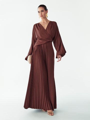 St MRLO Avondjurk 'SCARLA ' in Rood
