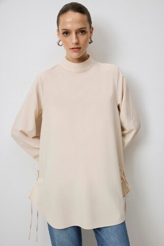 Touche Prive Tunika in Beige: Vorderseite