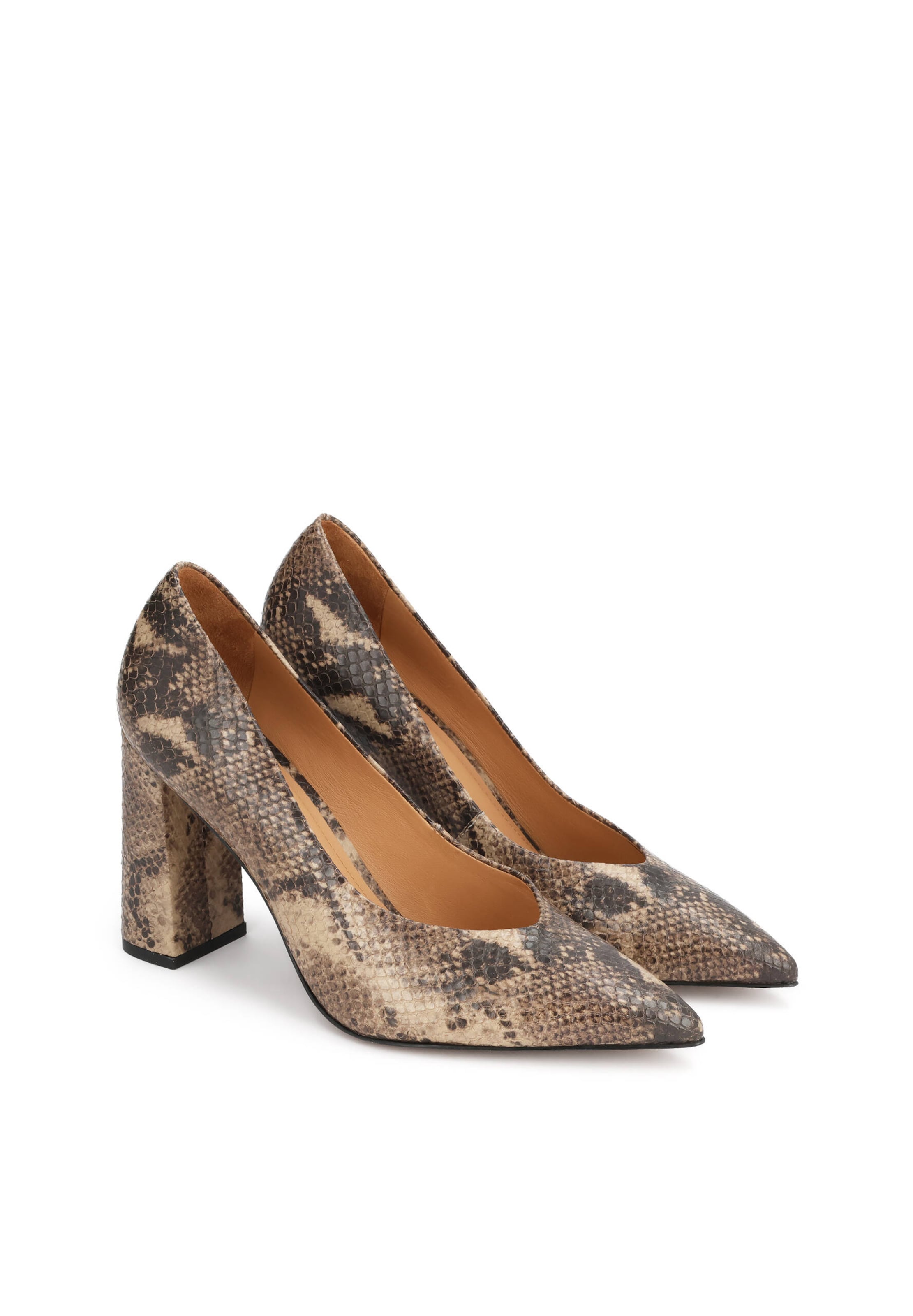Kazar Pumps in Beige