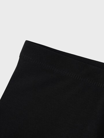 NAME IT Skinny Shorts 'NKFVIVIAN' in Schwarz