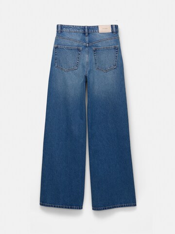 Pull&Bear Loosefit Džíny – modrá