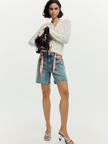 Desigual Regular Farkut 'Embroidered' värissä sininen
