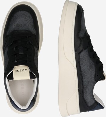 Sneaker low 'Ciano' de la GUESS pe negru