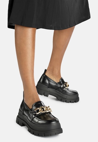 BUFFALO - Sapato Slip-on 'ASPHA LOAFER CHAIN' em preto: frente