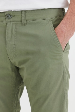 !Solid Regular Chino Pants 'KILIAN' in Green