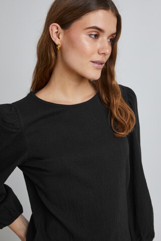 Maglietta di b.young in nero