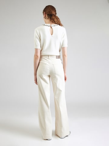OUI Flared Jeans in White