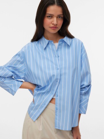 VERO MODA Blouse in Blue: front