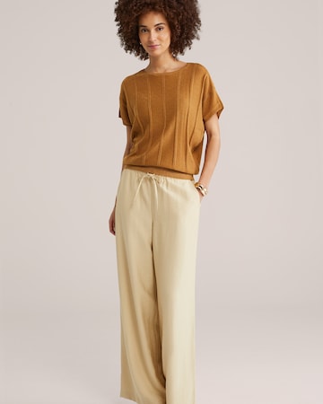 Pulover de la WE Fashion pe auriu