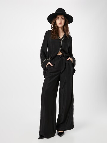 SCOTCH & SODA Wide leg Pleat-Front Pants 'Eleni' in Black