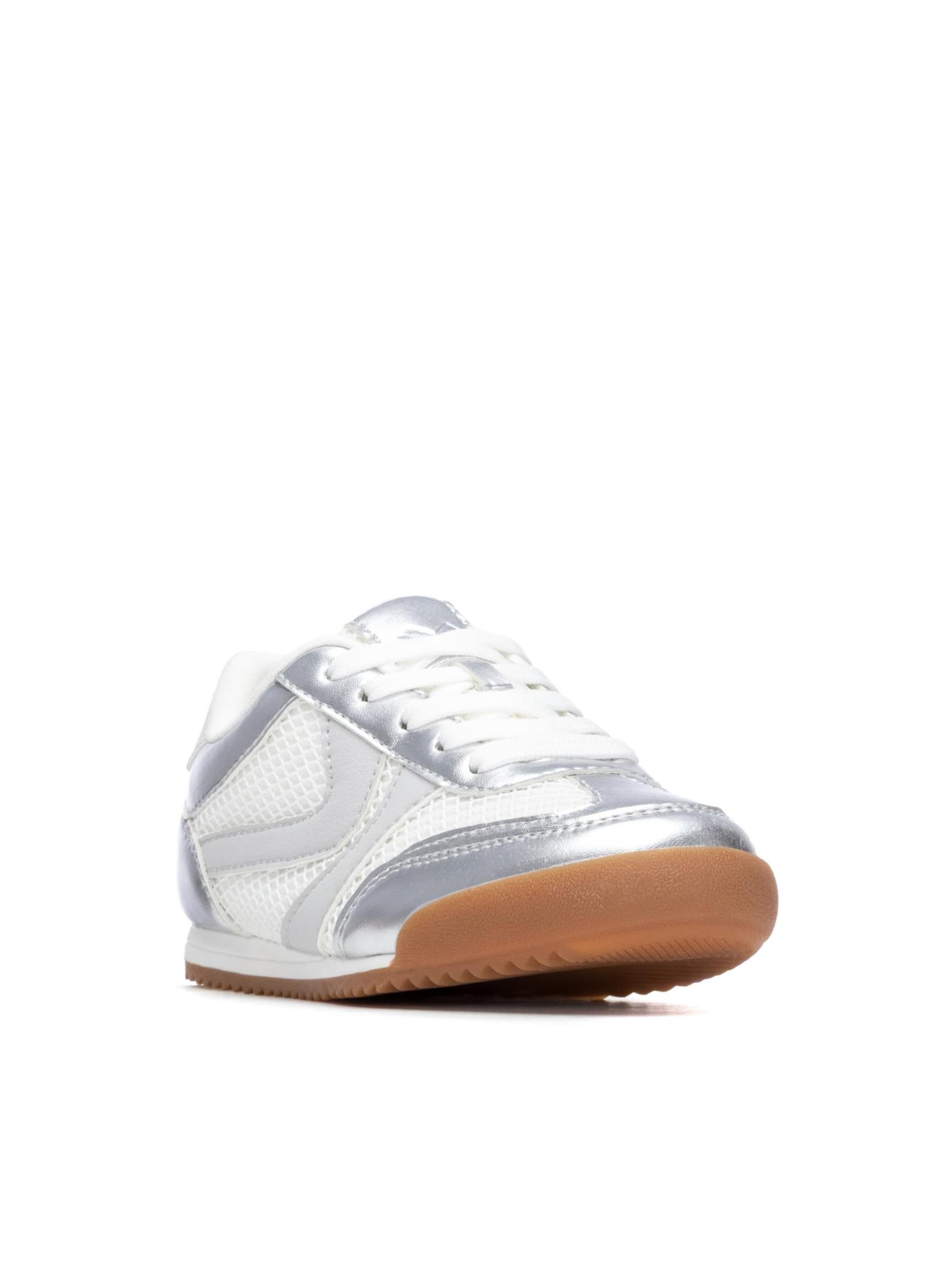 Xti Sneakers in Silver