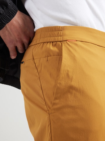 MAMMUT Обычный Штаны 'Hueco Cuffed Pants' в Оранжевый