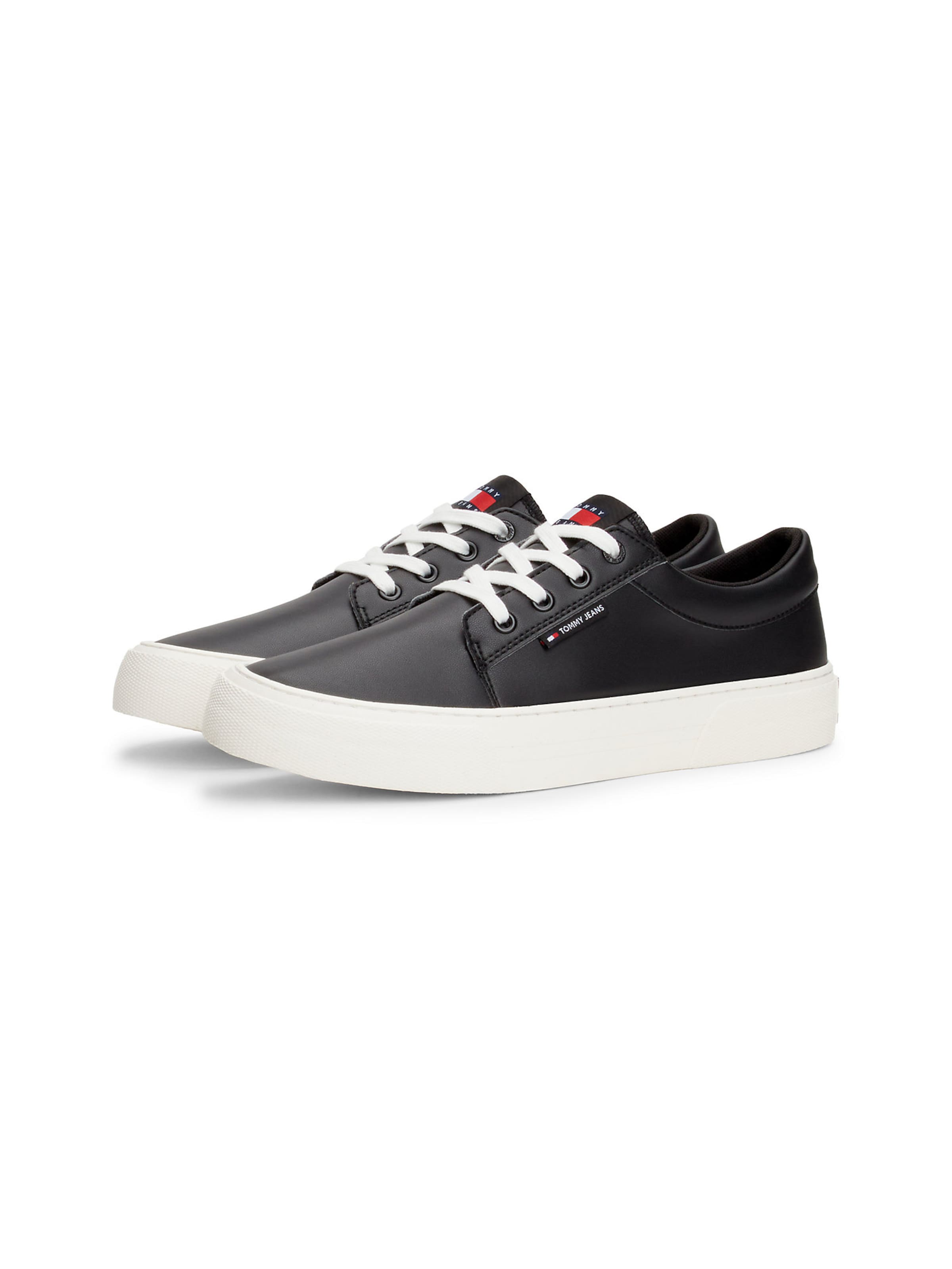 Sneaker bassa 'Essential Derby' di Tommy Jeans in nero