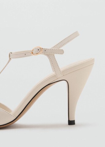 MANGO Zehentrenner in Beige