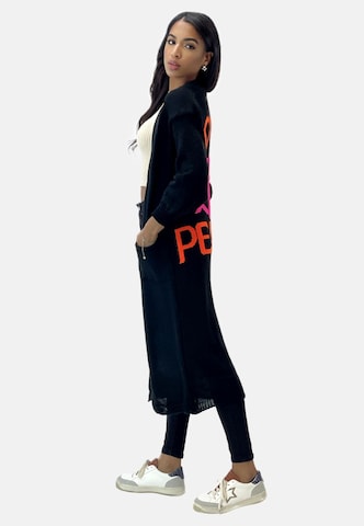 Cappotto in maglia di Elara in nero