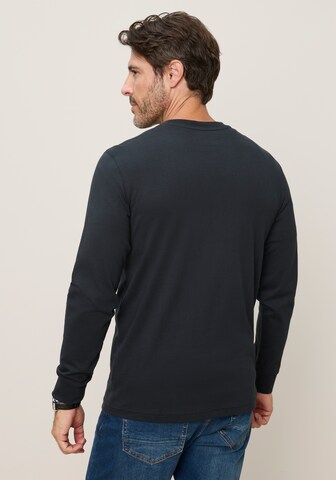 Man's World Shirt in Black