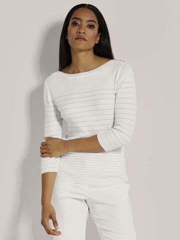 MADELEINE Sweater in White: front