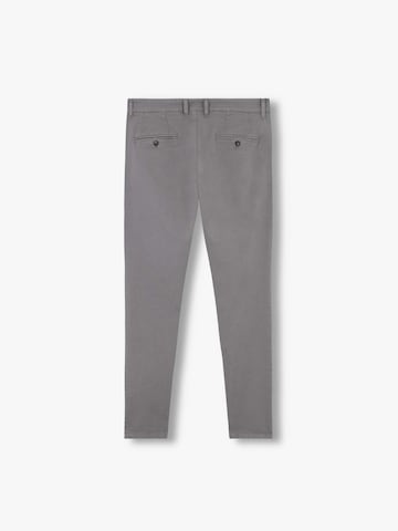 Scalpers Slim fit Chino trousers in Grey